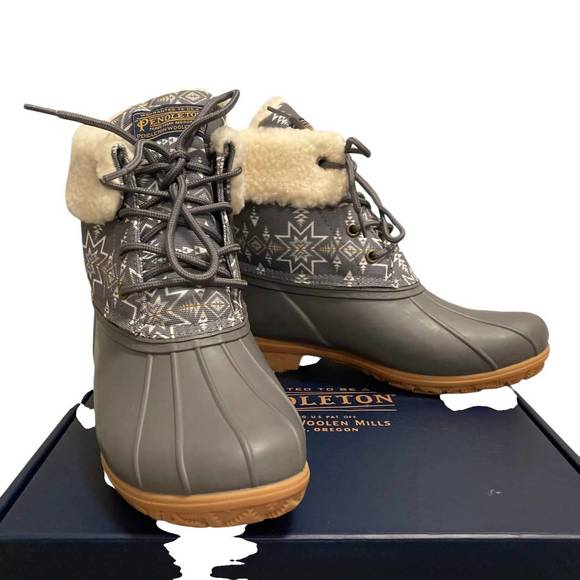 NEW PENDLETON women’s classic plains star duck winter boots in gray - Picture 3 of 3